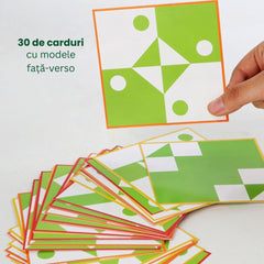 Puzzle geometric 3D cu carduri și cuburi